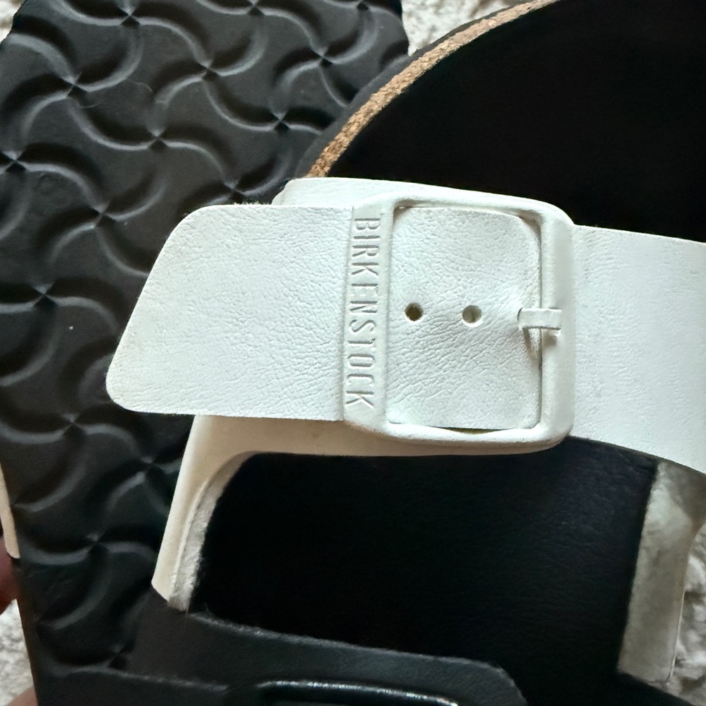 Birkenstocks - excellent condition. Possibly 8.5… size not visible. - Picture 7 of 9